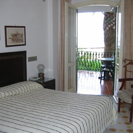 Hotel Parco Maria Terme Forio di Ischia エクステリア 写真
