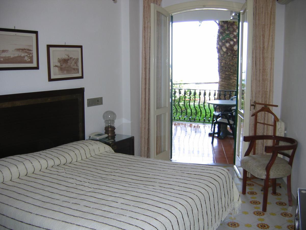Hotel Parco Maria Terme Forio di Ischia エクステリア 写真